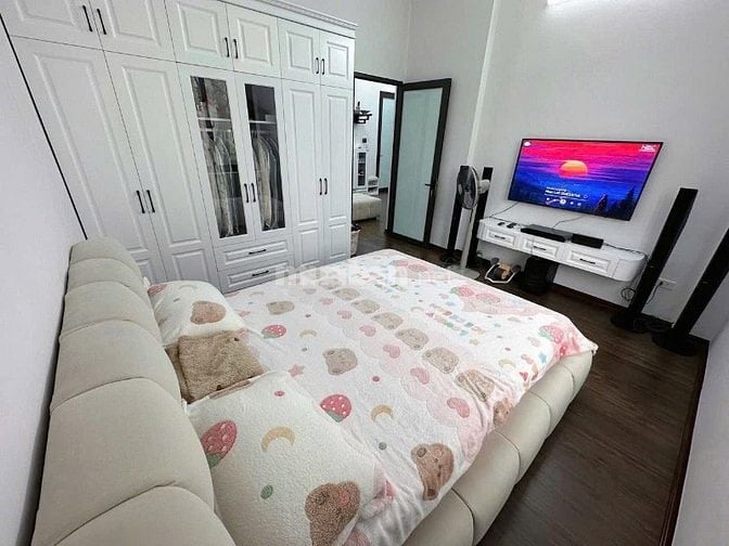 Cho thuê Căn Hộ TT Vĩnh phúc - Ba đình -70M - Căn Góc - 2Pn -11,5 trệu
