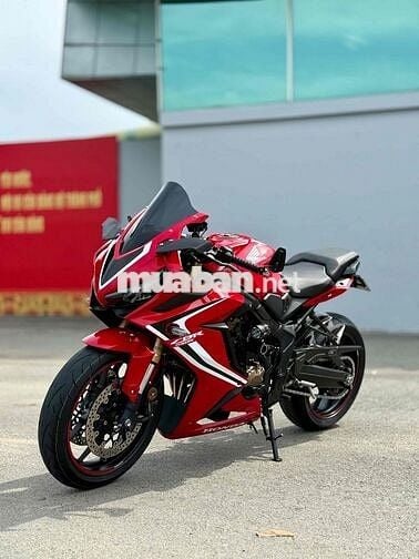 Honda CBR650r 2020 nhiều đồ chơi