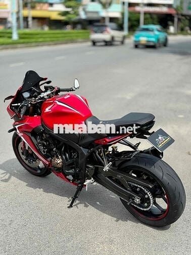 Honda CBR650r 2020 nhiều đồ chơi