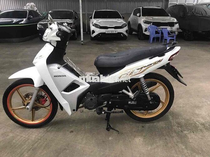 Honda wave A 110 màu trắng đời 2021 bstp 117.11