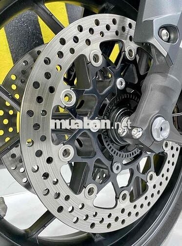 Cb650r 2023 full black chính chủ mua mới 2/2024