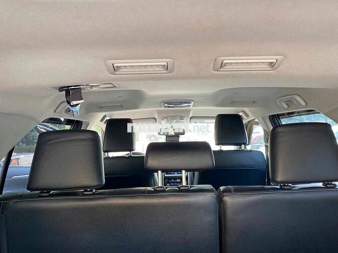 Toyota Fortuner 2.4AT 4x2 sx 2022 máy dầu