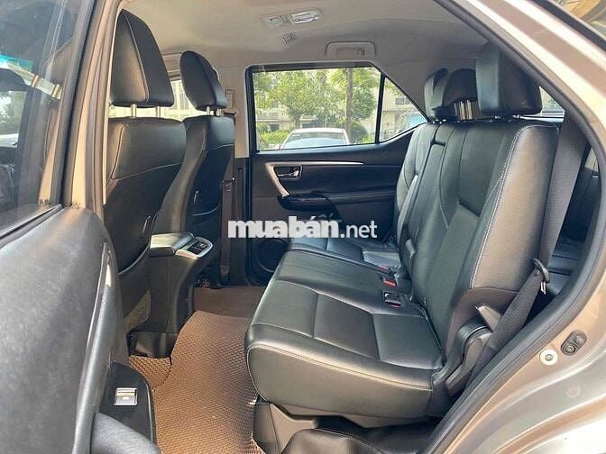 Toyota Fortuner 2.4AT 4x2 sx 2022 máy dầu