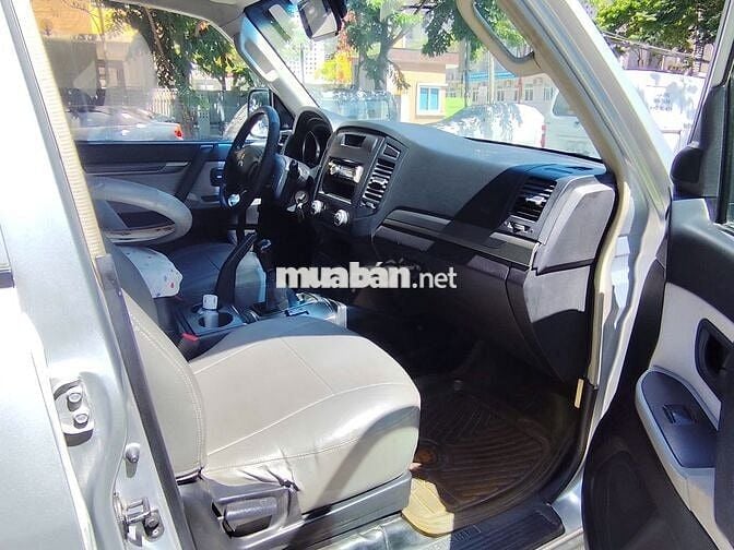 Mitsubishi Pajero 2010 3.0 2 cầu nhập Nhật