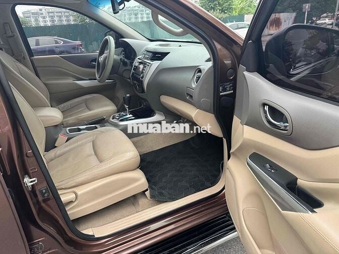 Nissan Navara 2015 VL 2.5 AT 4WD - 95000 km