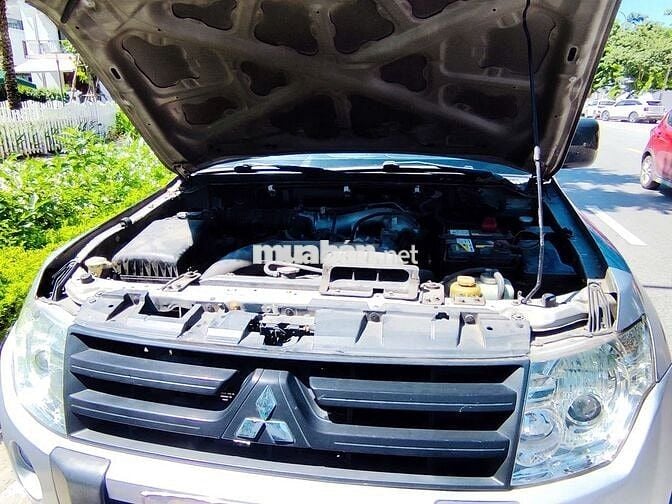 Mitsubishi Pajero 2010 3.0 2 cầu nhập Nhật
