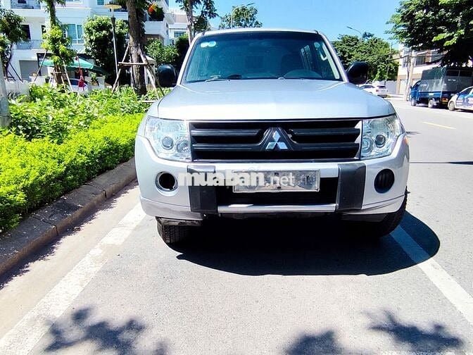 Mitsubishi Pajero 2010 3.0 2 cầu nhập Nhật