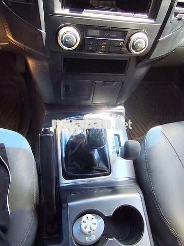 Mitsubishi Pajero 2010 3.0 2 cầu nhập Nhật