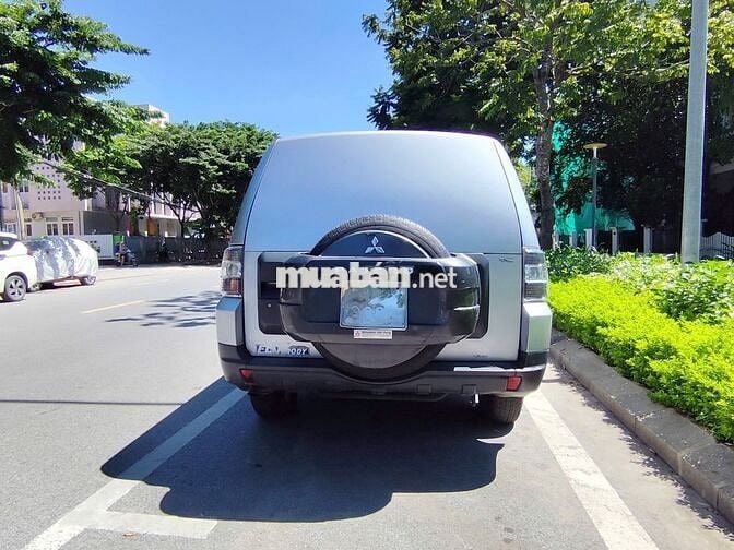Mitsubishi Pajero 2010 3.0 2 cầu nhập Nhật