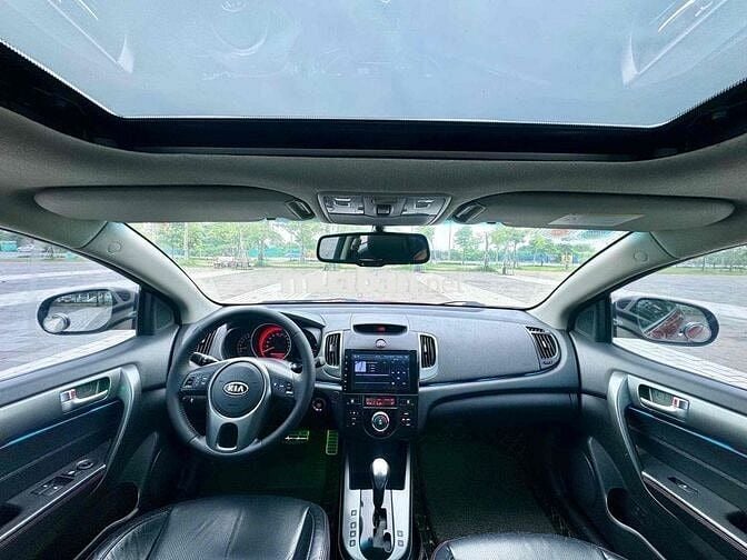 Kia Forte 2009 Koup 2.0 AT - 110000 km