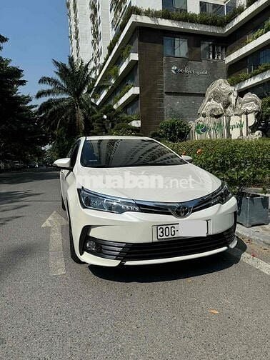 Toyota Corolla Altis 2019 1.8G CVT - 10 vạn