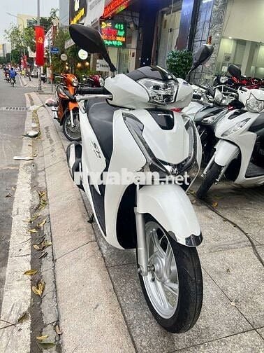 Honda SH 125 2018 mới 90% Bstp chính chủ