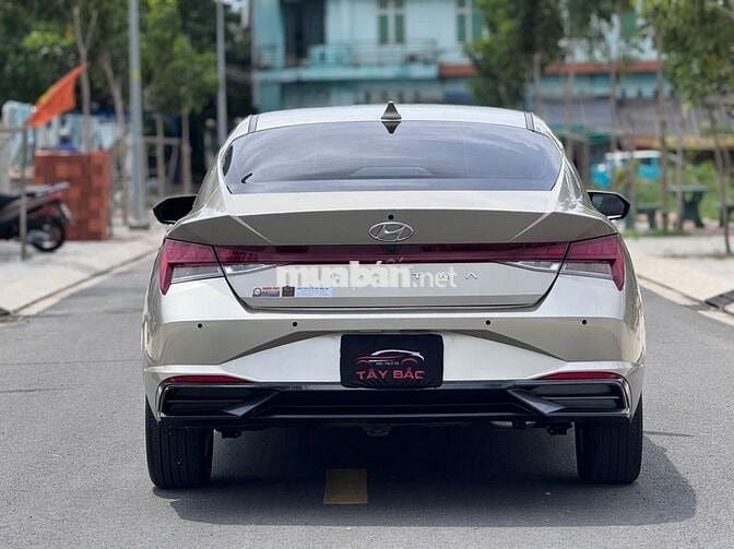 Hyundai Elantra 2022 bản đủ 1.6 xe đẹp như mới