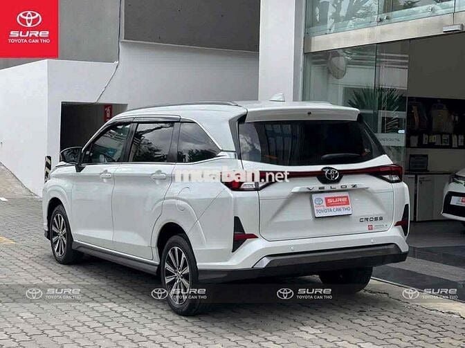 Toyota Veloz Cross 2023 - bảo hành hãng Toyota