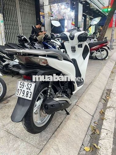 Honda SH 125 2018 mới 90% Bstp chính chủ