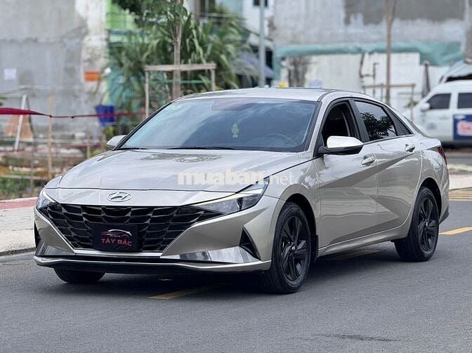 Hyundai Elantra 2022 bản đủ 1.6 xe đẹp như mới