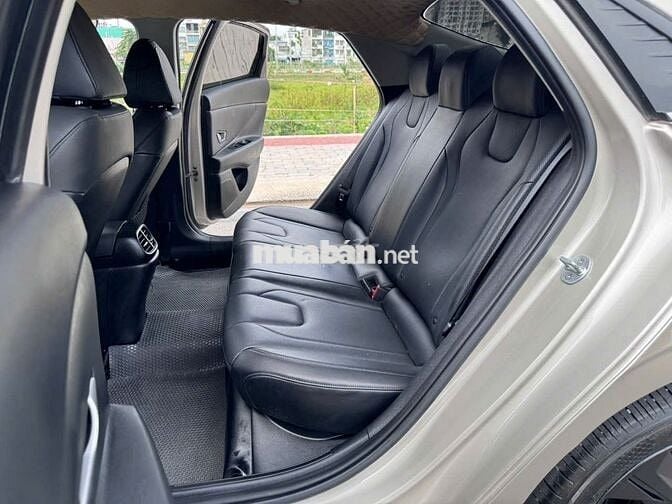Hyundai Elantra 2022 bản đủ 1.6 xe đẹp như mới