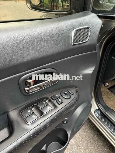Kia Carens 2011 SX 2.0 AT - 170000 km