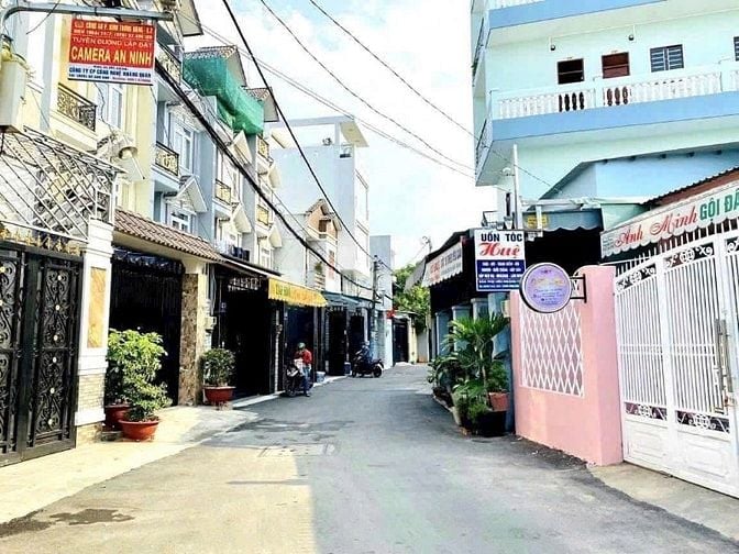 Chính chủ bán nhà HXH đường 42, P. BTD, Q2. DT 6,2x11. Giá Tốt