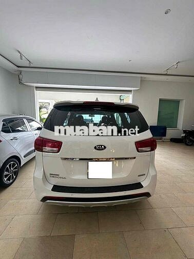 Kia Sedona 2018 2.2 DATH - 180000 km