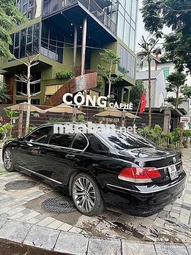 chính chủ cần bán bmw 750i đẹp xuất sắc
