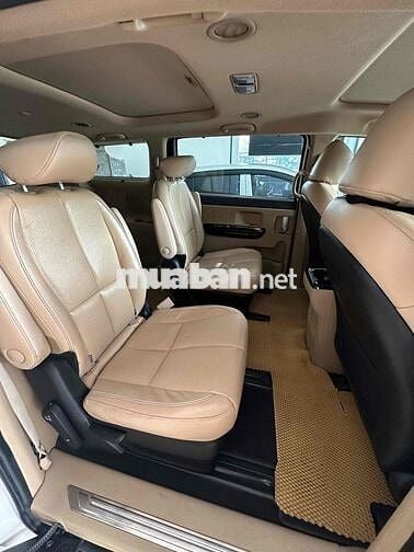Kia Sedona 2018 2.2 DATH - 180000 km