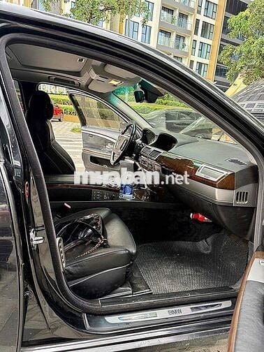 chính chủ cần bán bmw 750i đẹp xuất sắc