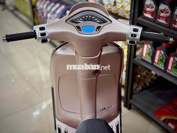 Vespa125 2016 dọn Kiểng màu hot ( Hỗ trợ trả GÓP )