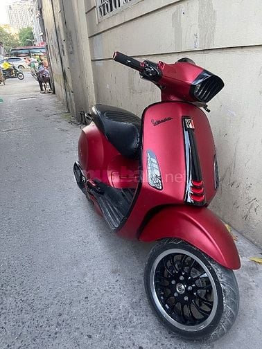 Cần bán xe Vespa chính chủ 2020