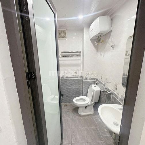 NHÀ MẶT PHỐ VIP-TRUNG TÂM ĐỐNG ĐA-KINH DOANH-2 MẶT PHỐ-CÓ VỈA HÈ RỘNG