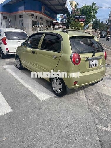 Chevrolet Spark 2010 LT 1.0 MT Super - 80000 km