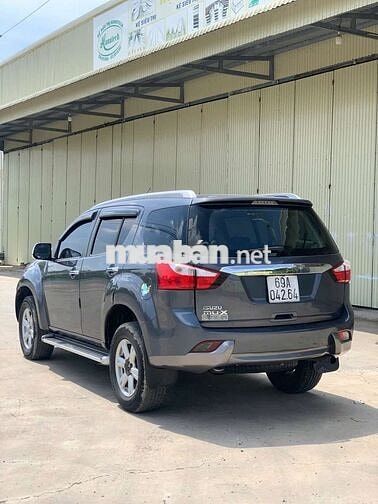 Isuzu Mu X sản xuất 2017 2.5 MT - Zin không lỗi