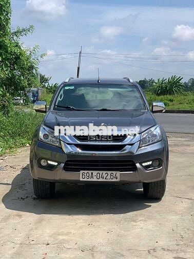 Isuzu Mu X sản xuất 2017 2.5 MT - Zin không lỗi