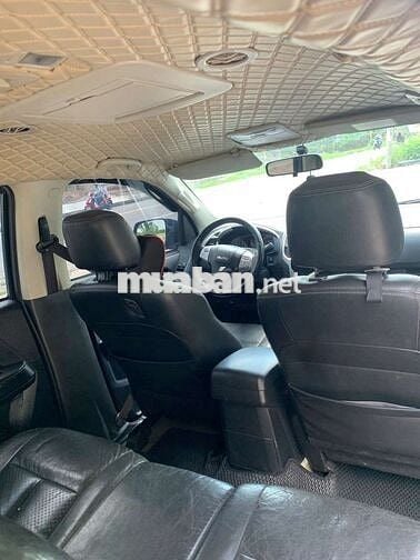 Isuzu Mu X sản xuất 2017 2.5 MT - Zin không lỗi