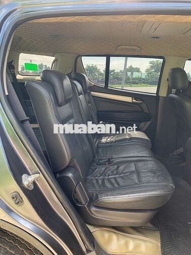 Isuzu Mu X sản xuất 2017 2.5 MT - Zin không lỗi