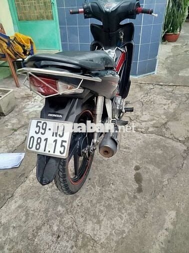 Cần bán xe wave rsx 2018