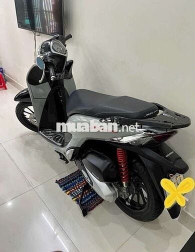 Sh mode 2020. Giá 49.tr 500k... Nguyên rin. 09