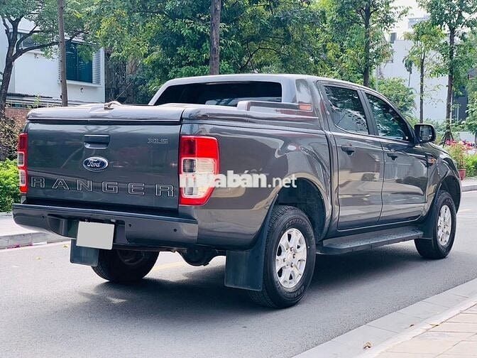 Ford Ranger XLS 2022 máy dầu số tự động