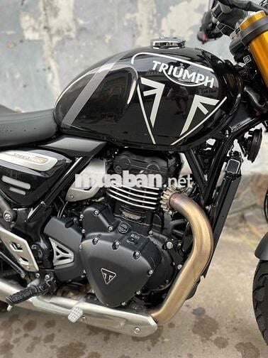 Triumph Speed 400 odo 130km biển Sài Gòn