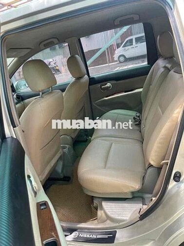 Nissan Livina 2011 7 chổ ngồi Xe nhật siu bền