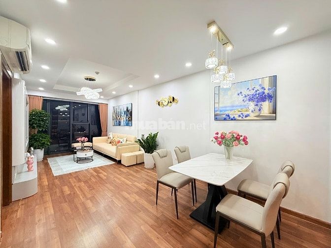 (Căn hoa hậu). Cần bán gấp 2 ngủ Goldmark City-Full nội thất 