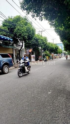 Nhà mặt tiền Trần Thị Trọng, 4,5x24m, 4 tầng, cần bán 13 tỉ 400tr 