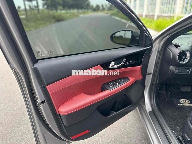 Kia K3 2021 Premium 1.6 AT - 18000 km