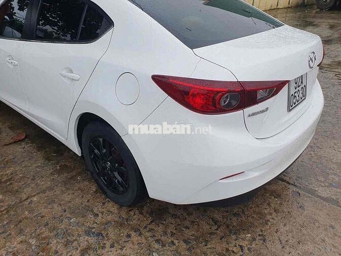Mazda 3 2016 1.5 AT Sedan - 120000 km