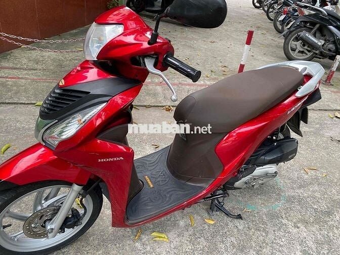 Dư dùng cần bán xe visson 2016 màu đỏ bsố TPHCM