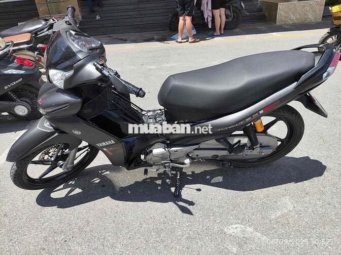 YAMAHA JUPITER