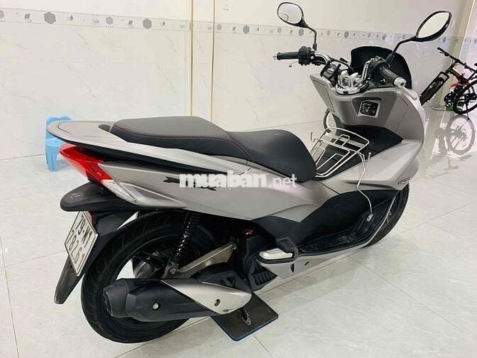 Cần Thanh Lý PCX xe đẹp zin nguyên bán tại nhà
