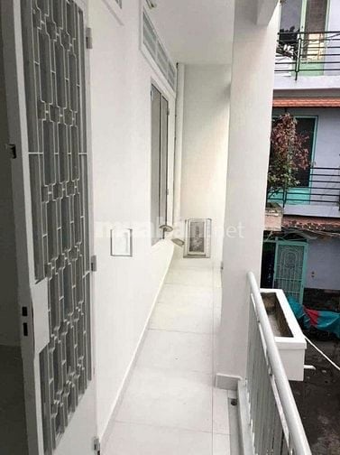 Cho thuê nhà hẻm 2m(XM) Trần Quang Khải, P. Tân Định, Q.1 giá 10tr