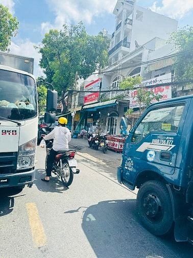 Bán nhà mặt tiền rẻ rộng (4,65x11,5) 628 Lê Văn Thọ P13 Gò Vấp