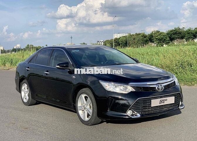 Toyota Camry 2017 2.5Q giá hợp lý